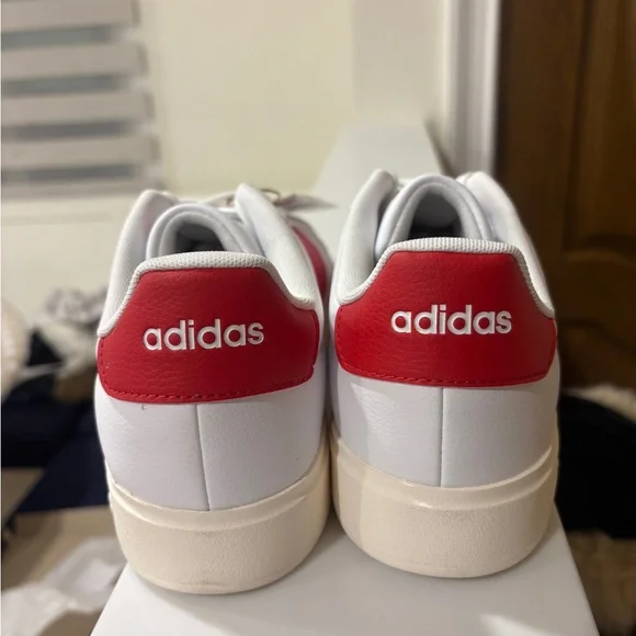 NWT Adidas Streettalk Sneakers White/Red Men’s 10.5 JP8279 - Picture 3 of 5